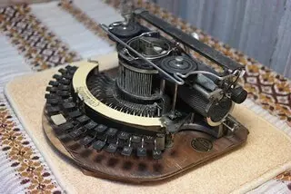 Hammond kölcsönözhető antik írógép
