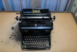 Ideal antik írógép
