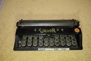 Junior antik írógép
