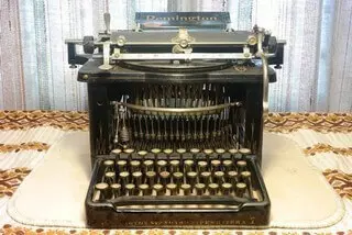 Remington Standard kölcsönözhető antik írógép